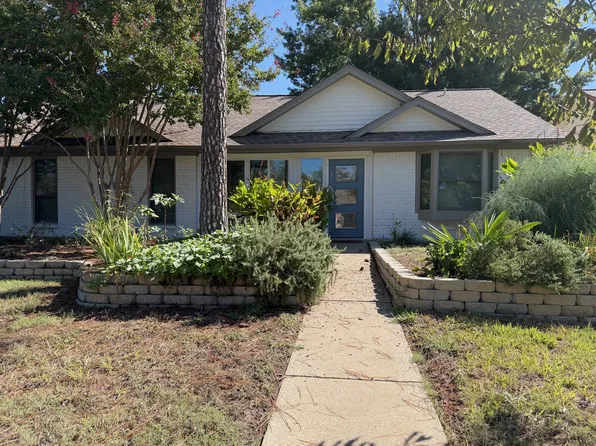 1905 Jasmine St, Denton, TX 76205