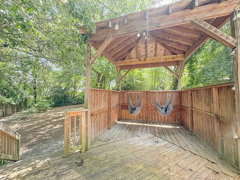 946 McKimmon Rd — Photo 14