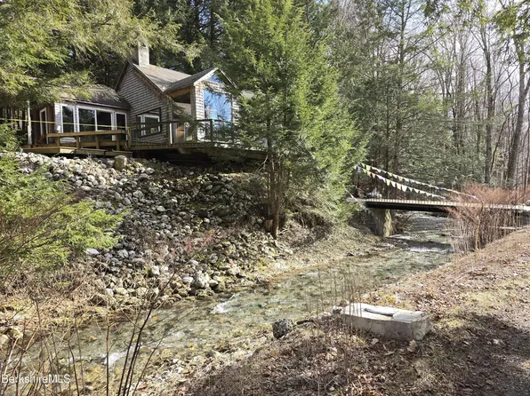 213 Brodie Mountain Rd, Lanesborough, MA 01237