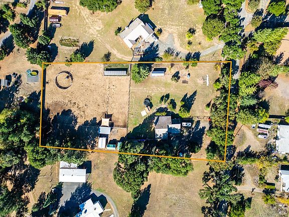 2nd image of 9590 Laughlin Way