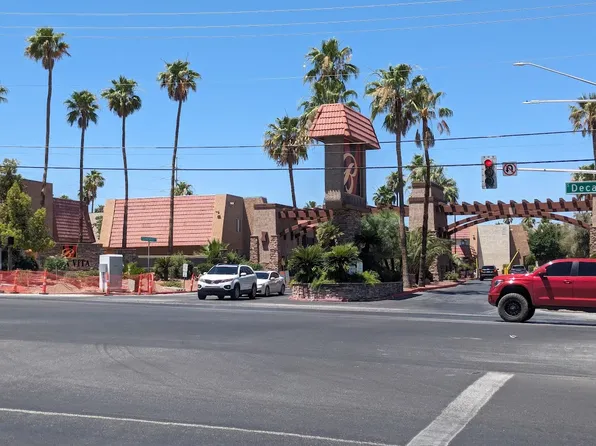 5044 River Glen Dr Unit 142, Spring Valley, NV 89103