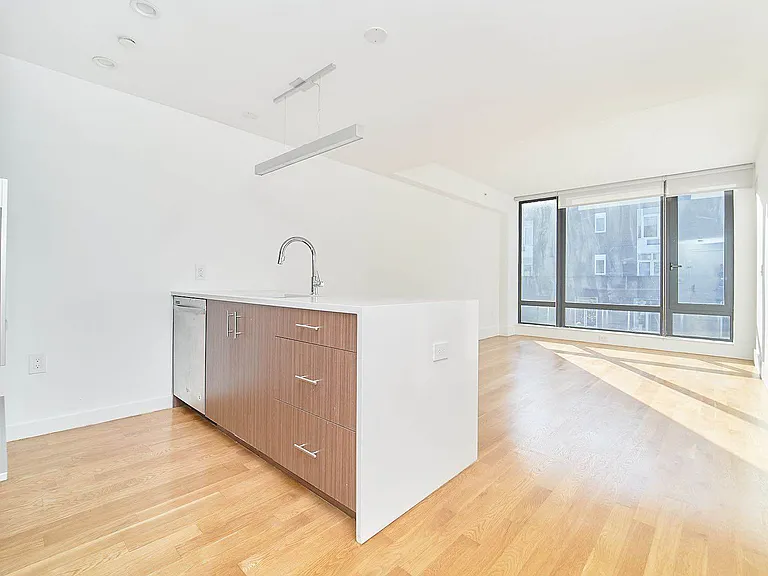 531 Myrtle Ave #5B — Photo 5