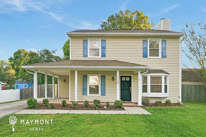 3 bed, 2.5 bath, 1469 sqft, $1,795 — Photo 1