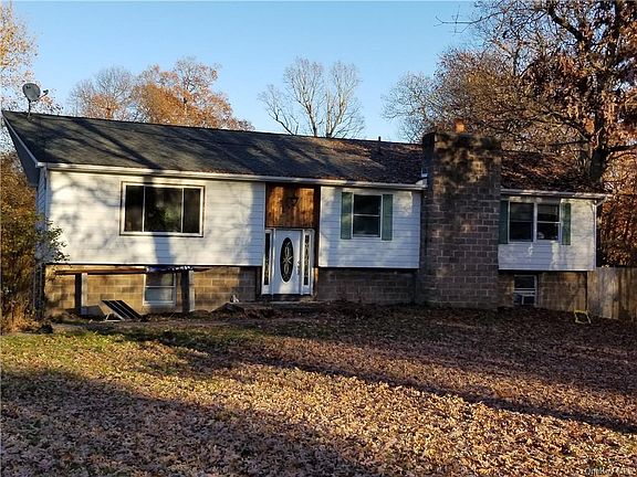 3rd image of 2-6 Belle Ct #10