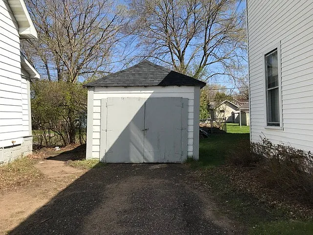 1216 Bellevue Ave — Photo 3