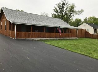 409 E North St, Lockport, IL 60441