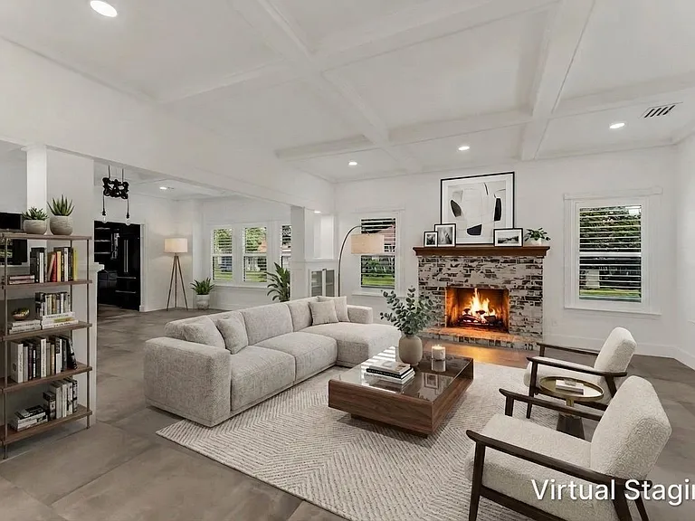 402 Hunt St — Photo 10