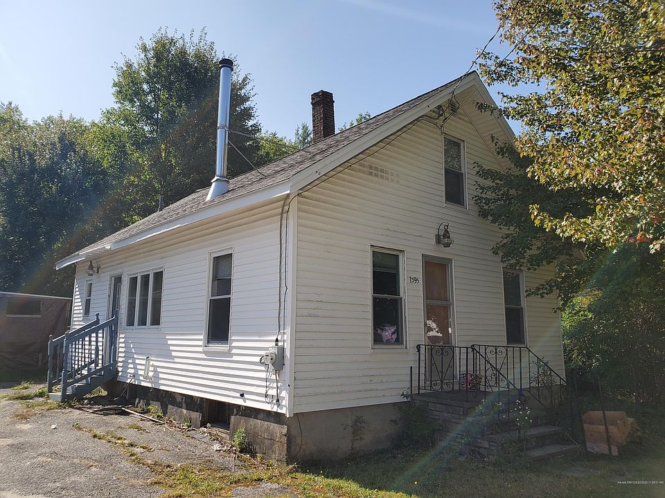 2nd image of 1395 Sabattus St