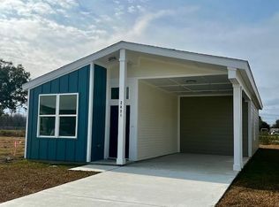 2821 Live Oak Dr, Terrytown, LA 70056