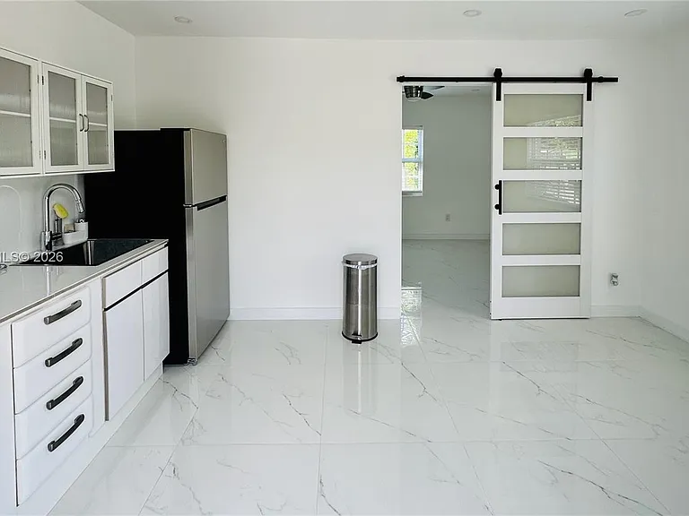 1315 NE 181st St #1 — Photo 3