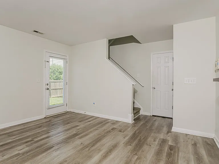 3771 Burtons Barn St — Photo 7