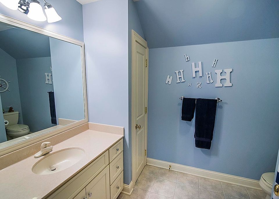 Full Bathroom Three