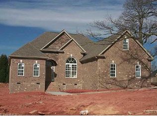 5083 Oak Garden Rd, Kernersville, NC 27284