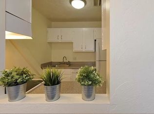 926 Southbridge St APT 16, Worcester, MA 01610