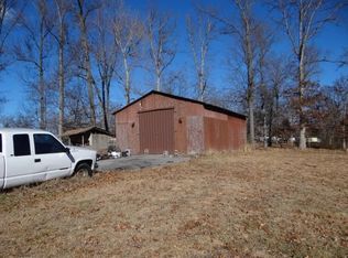 124 Oakhurst Cir, Cadiz, KY 42211