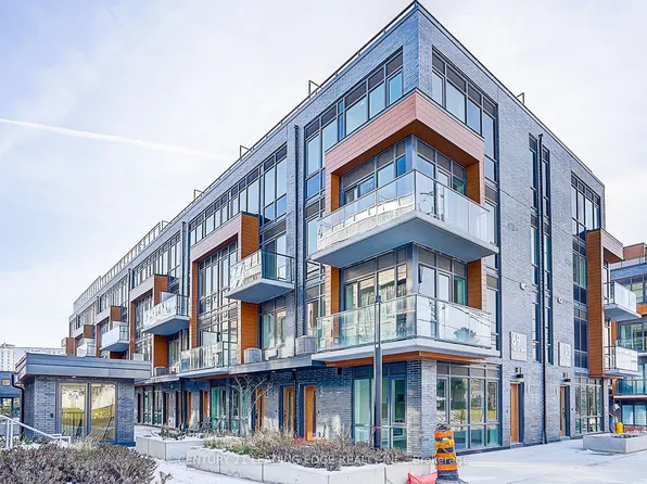 69 Curlew Dr #144, Toronto, ON M3A 0B3