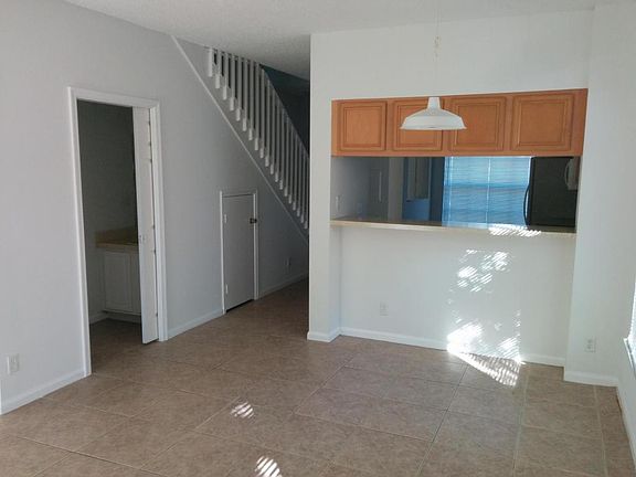 3rd image of 4971 Palmbrooke Cir