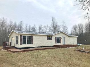 2574 N Carter Rd, Pinconning, MI 48650