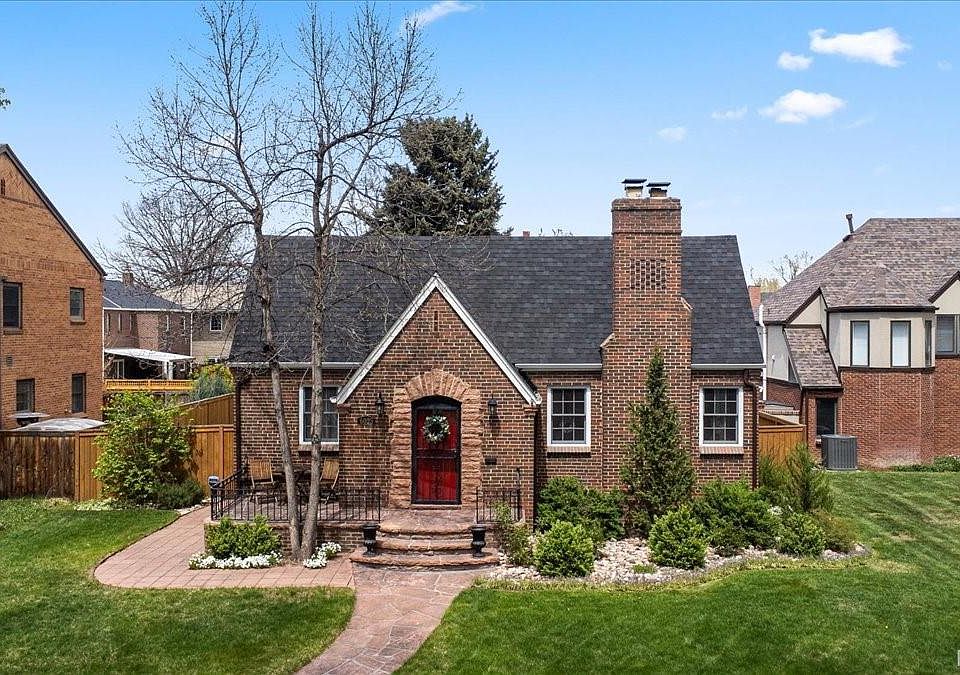 1st image of 6023 E 6th Avenue Parkway