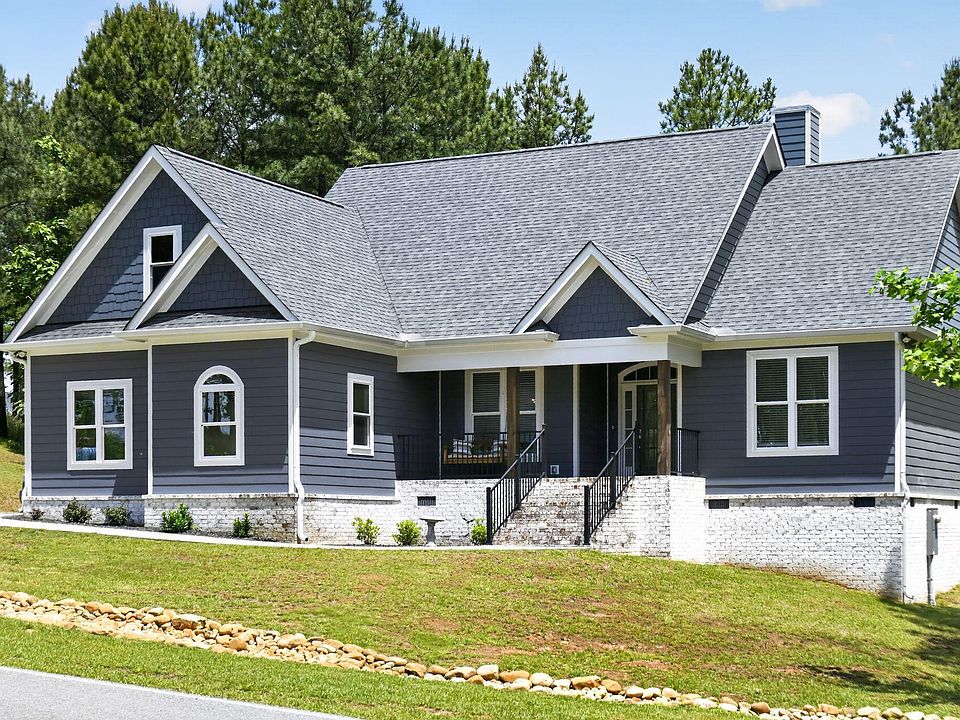 1st image of 370 Cumberland Cir