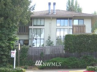 12 18th Ave #12B, Kirkland, WA 98033