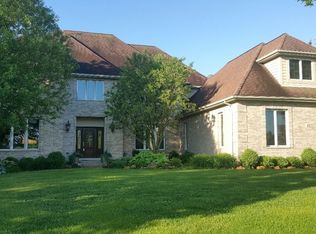 817 Carolyn Ct, Elburn, IL 60119