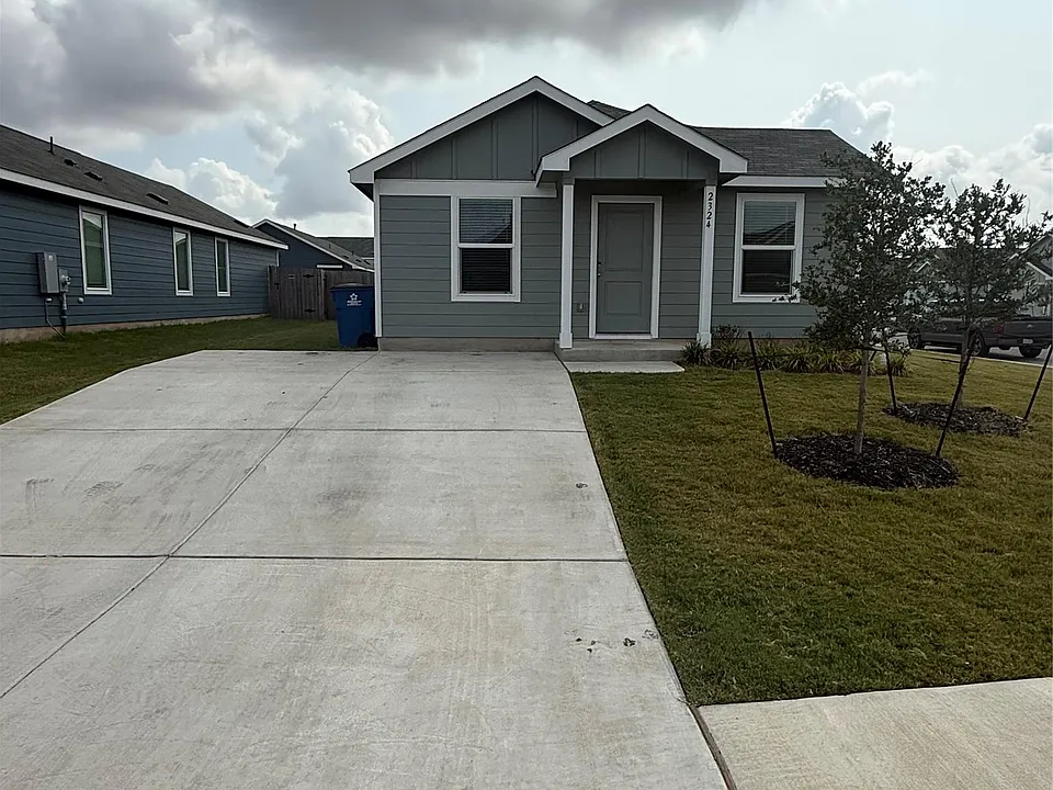 2324 Dust Devil Dr