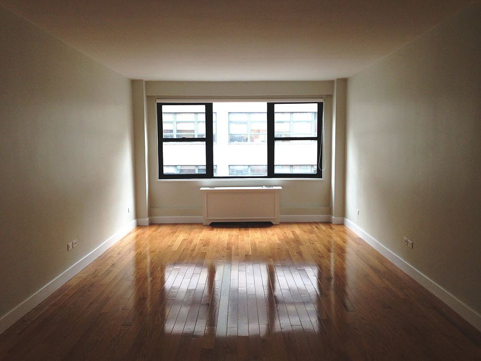 1st image of 141 E 33rd St APT 6D