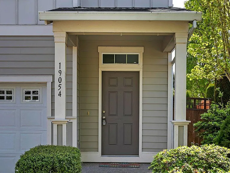 10354 NE Okanogan St — Photo 2
