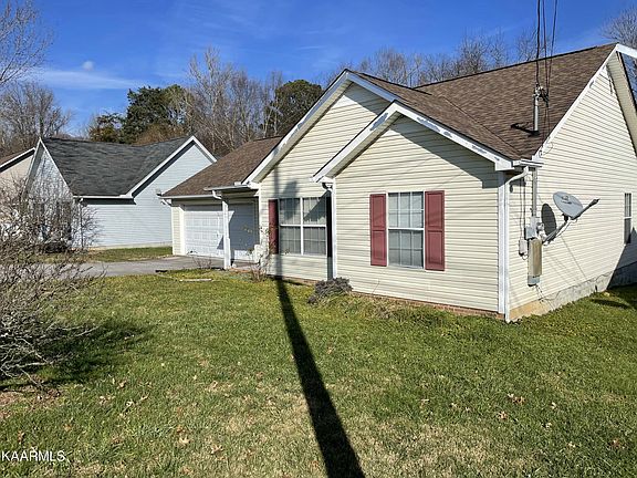3rd image of 6818 Saint Croix Ln
