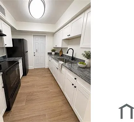 7830 SW 10th Ct — Photo 3