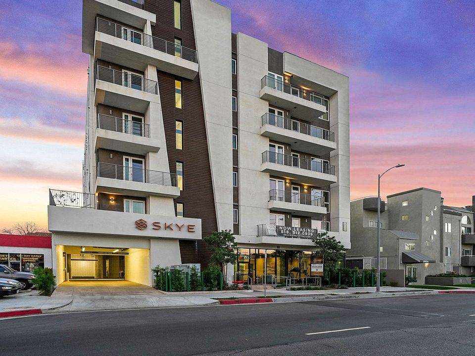 1st image of 20944 W Vanowen St #407