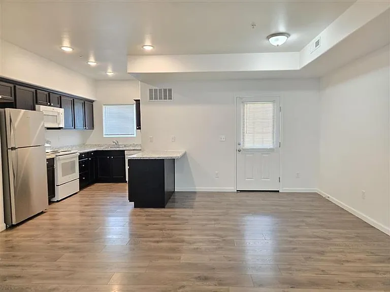 AP Properties — Photo 48