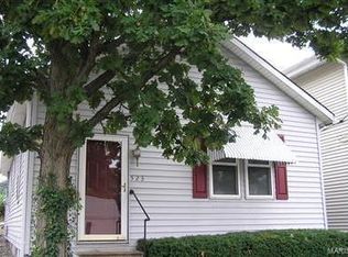 523 Monroe St, Saint Charles, MO 63301