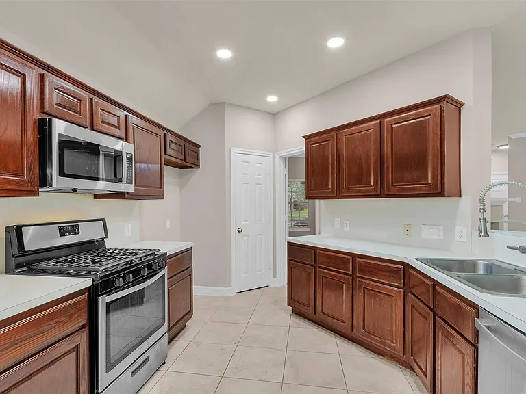 13839 Placid Brook Ct — Photo 11