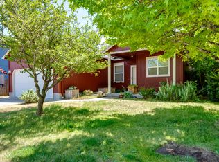881 Osprey Loop, Creswell, OR 97426