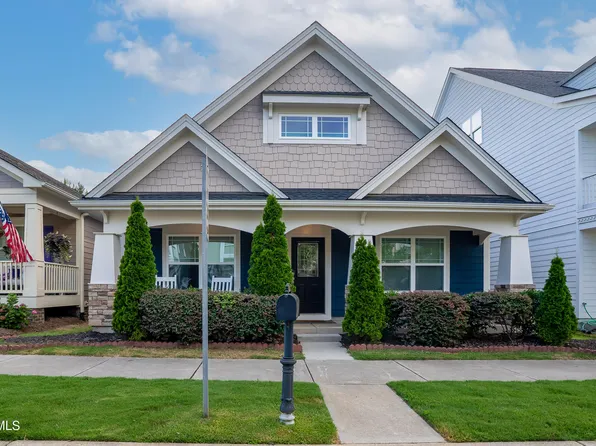 960 Branch Line Ln, Apex, NC 27502