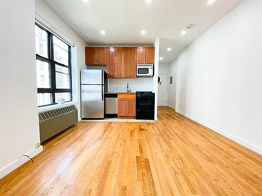 Rented by Bond New York | media 21