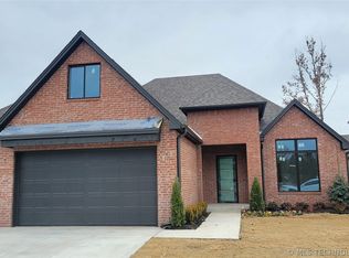 4016 W Albuquerque St, Broken Arrow, OK 74011