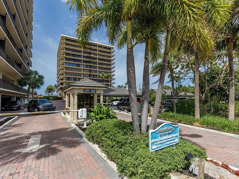 7650 Bayshore Dr #606 — Photo 29