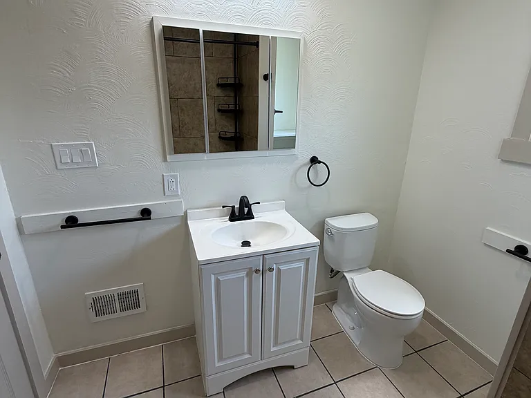 1208 Elwell St — Photo 6
