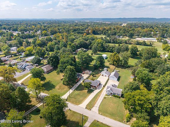5th image of 8814 Maple Rd