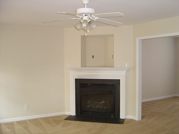 2nd image of 1599 Andover Ave