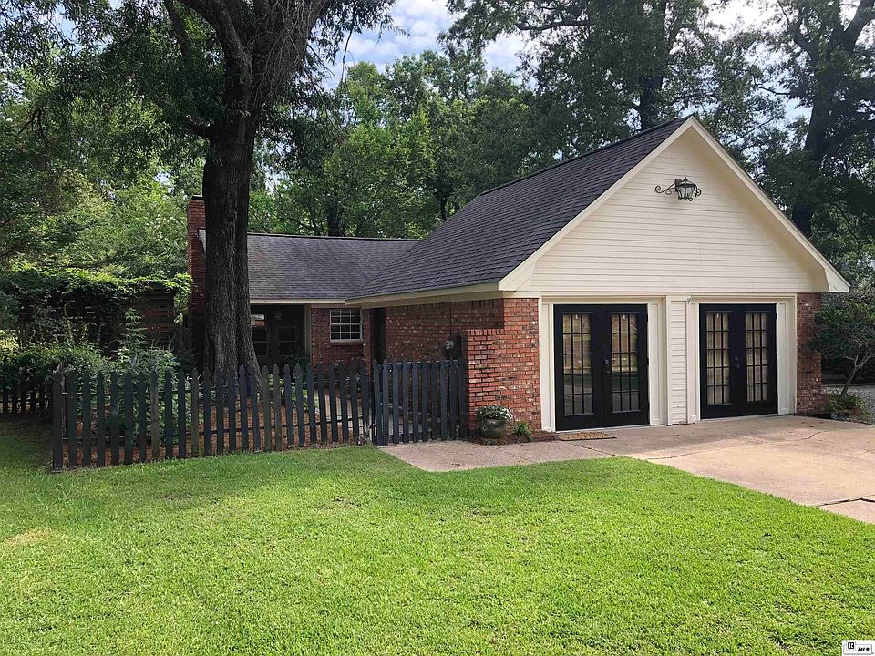 2nd image of 3530 Stowers Dr