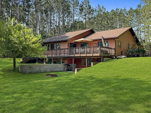 125 Lakewood Dr, Cadillac, MI 49601