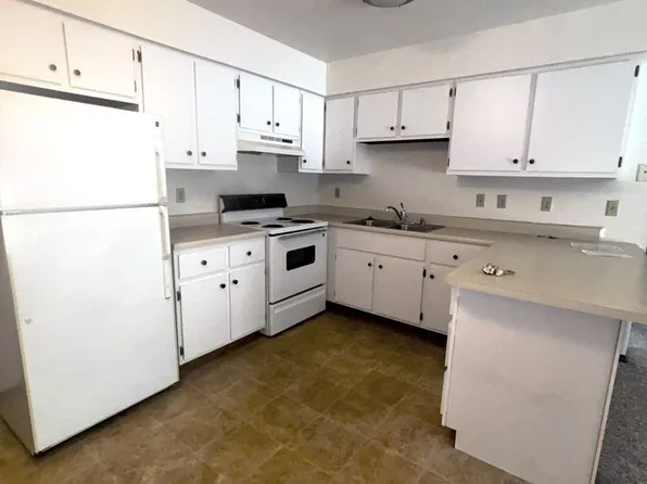 1601 N Freedom Rd, 1601 Freedom Rd APT 2, Little Chute, WI 54140