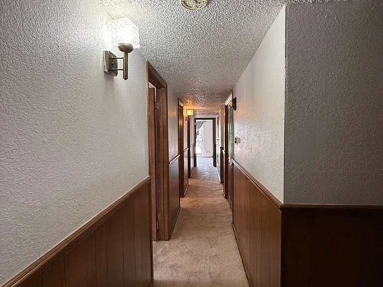1709 Bruce Devlin Dr — Photo 27