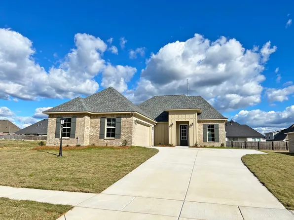 273 Woodcrest Dr, Stonewall, LA 71078