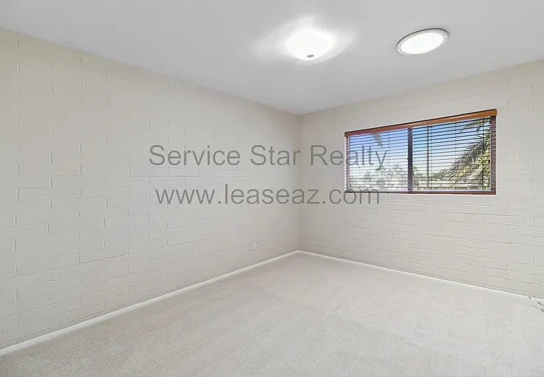 6804 E 2nd St #16 — Photo 14