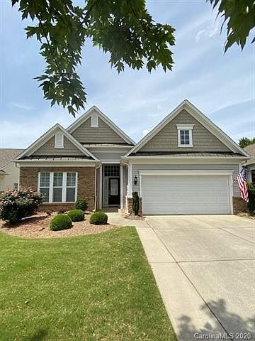 1st image of 15196 Legend Oaks Ct